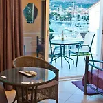 In With Sea View, Terrace, Air Conditioning, Wi-fi *