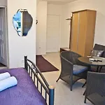 In With Sea View, Terrace, Air Conditioning, Wi-fi 트로기르