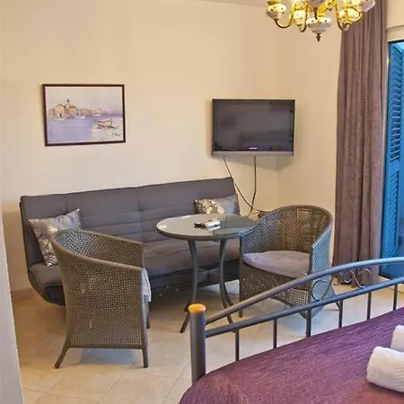 Διαμέρισμα In With Sea View, Terrace, Air Conditioning, Wi-fi *