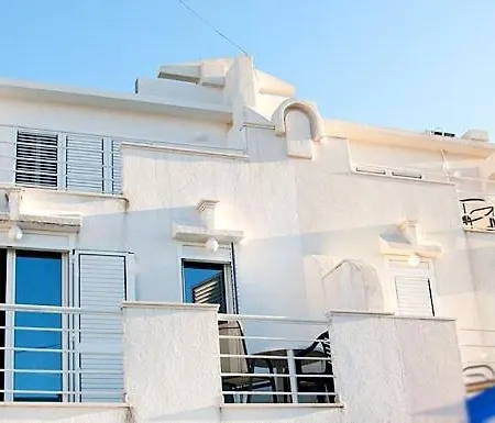 In With Sea View, Terrace, Air Conditioning, Wi-fi * トロギール