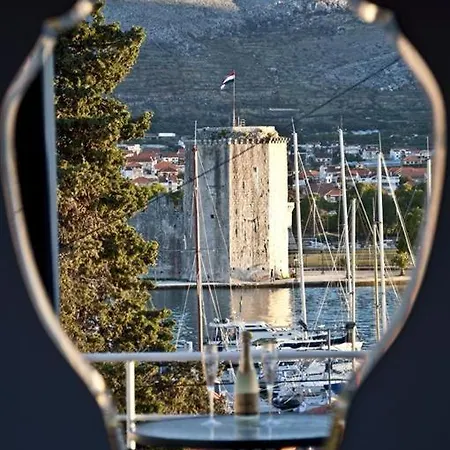 In With Sea View, Terrace, Air Conditioning, Wi-fi Διαμέρισμα
