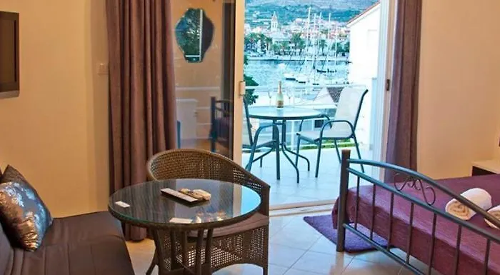 In With Sea View, Terrace, Air Conditioning, Wi-fi *