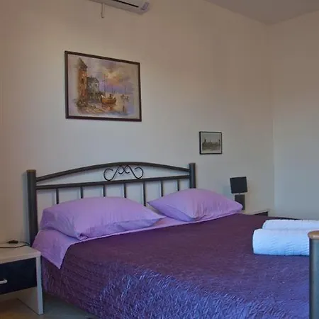 In With Sea View, Terrace, Air Conditioning, Wi-fi * Traù